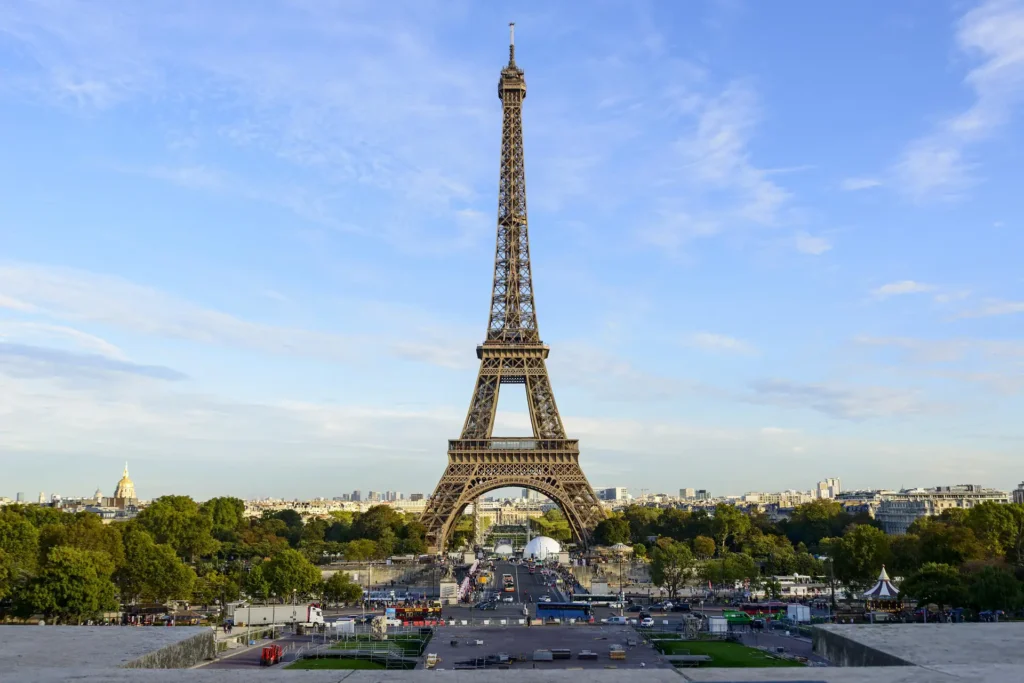 information about france- eiffel tower