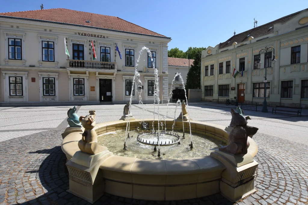 Kossuth Square Sarvar