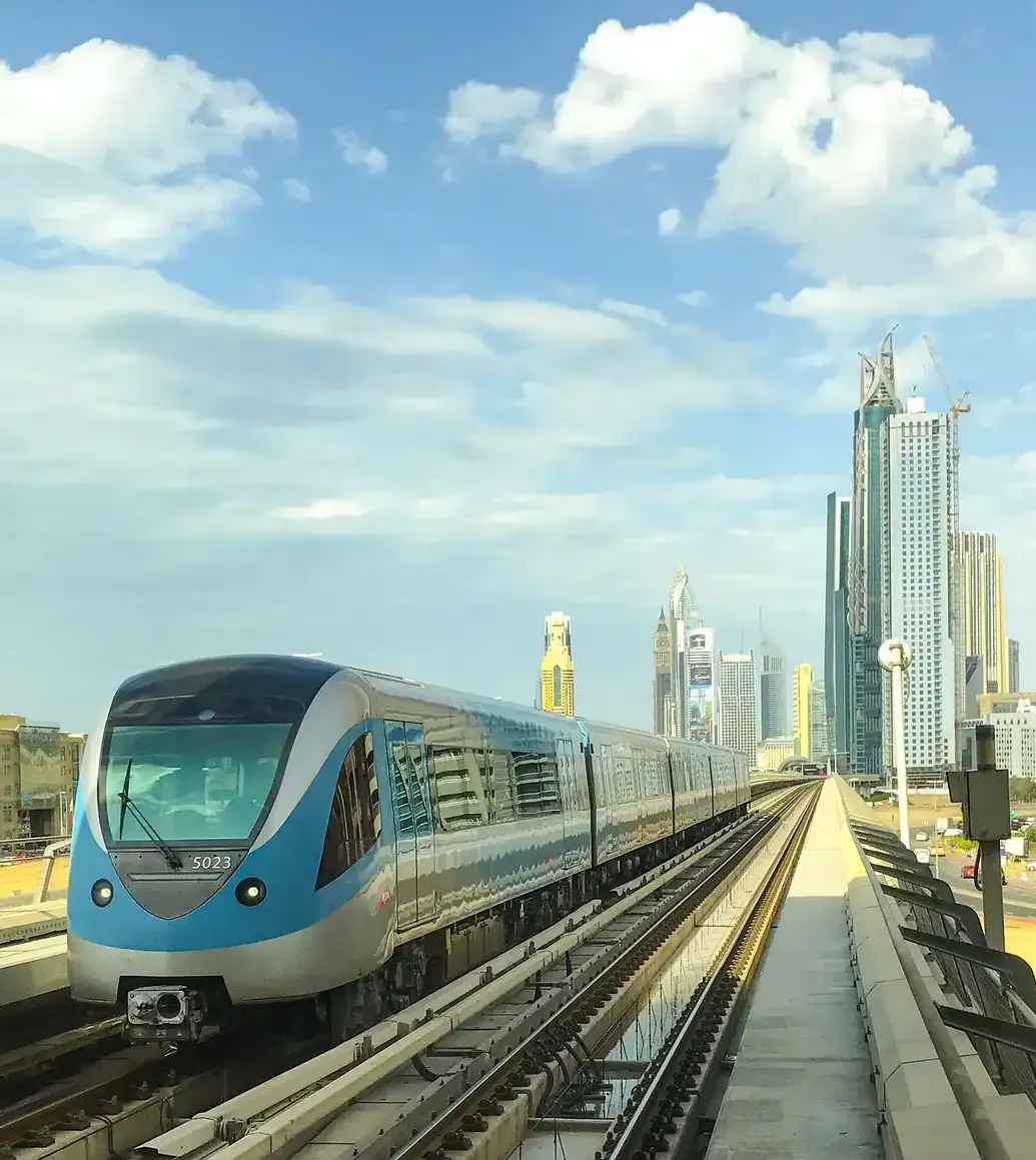 metro in dubai