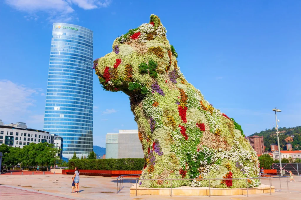Puppy by Jeff Koons at the guggenheim Museum Bilbao